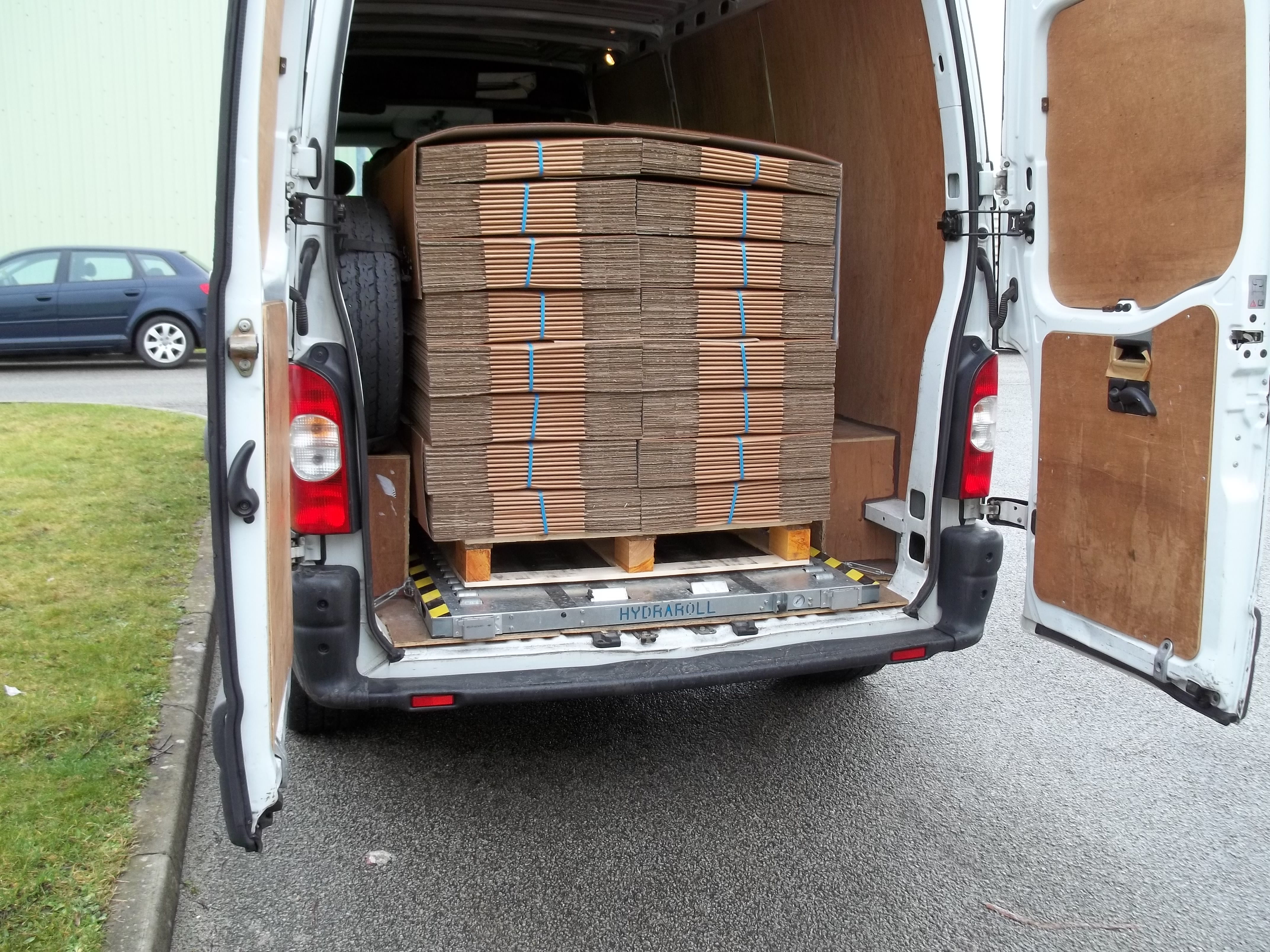 Transport vehicle